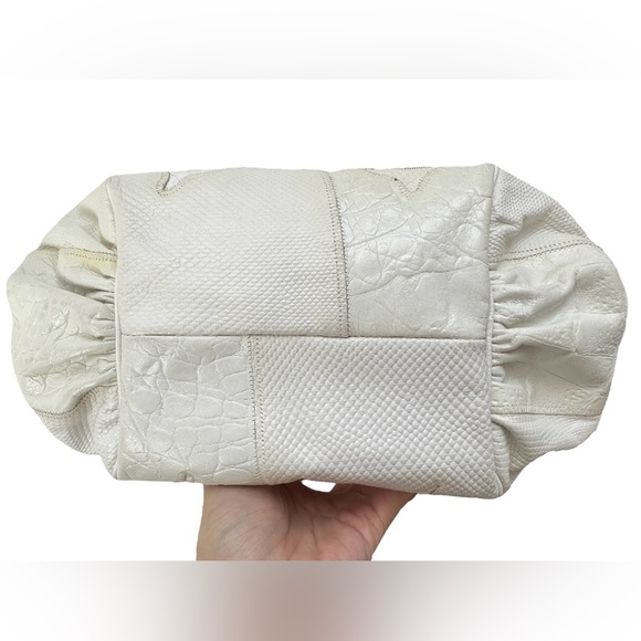 Sharif Vintage Leather Crossbody Bag - Picture 10 of 15